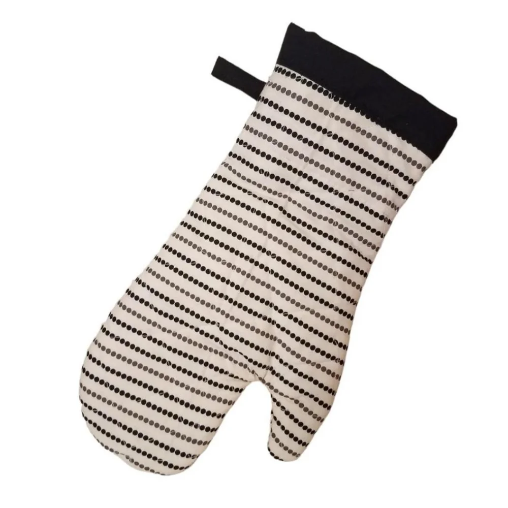 Handmade Polka Dot Heat Resistant Oven Mitt